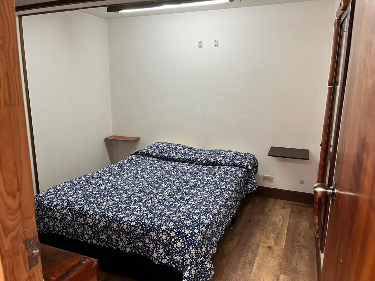 Casa Cerca Del Cc Titan Con Seguridad Privada *