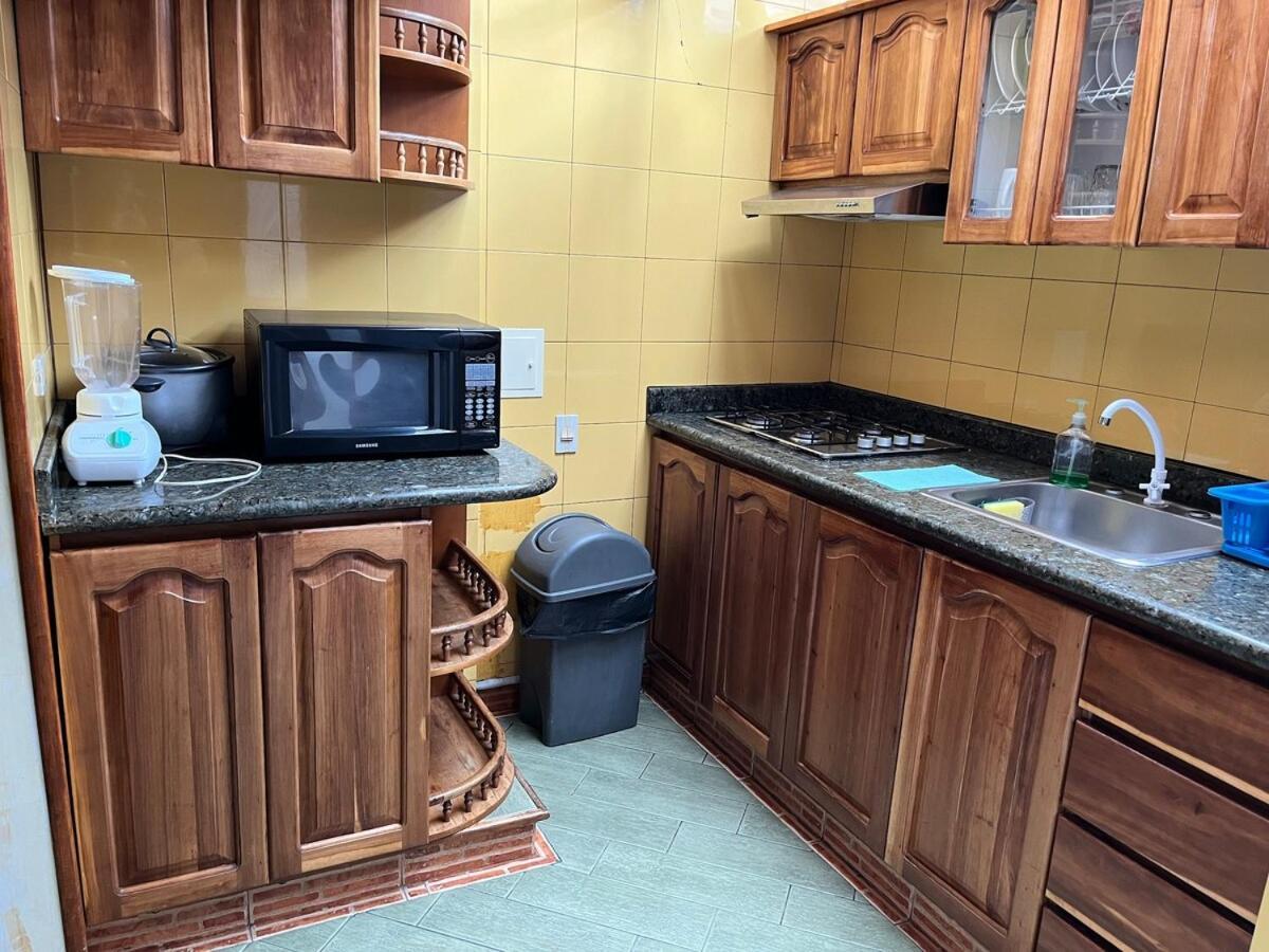 Casa Cerca Del Cc Titan Con Seguridad Privada Ferienhaus