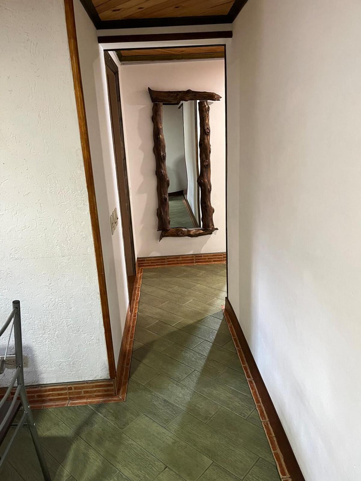Casa Cerca Del Cc Titan Con Seguridad Privada Bogotá